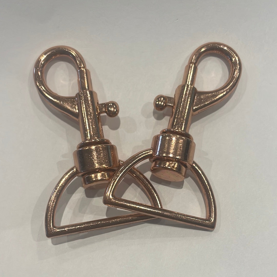 Mousqueton en métal pivotant 25mm base Demi anneaux