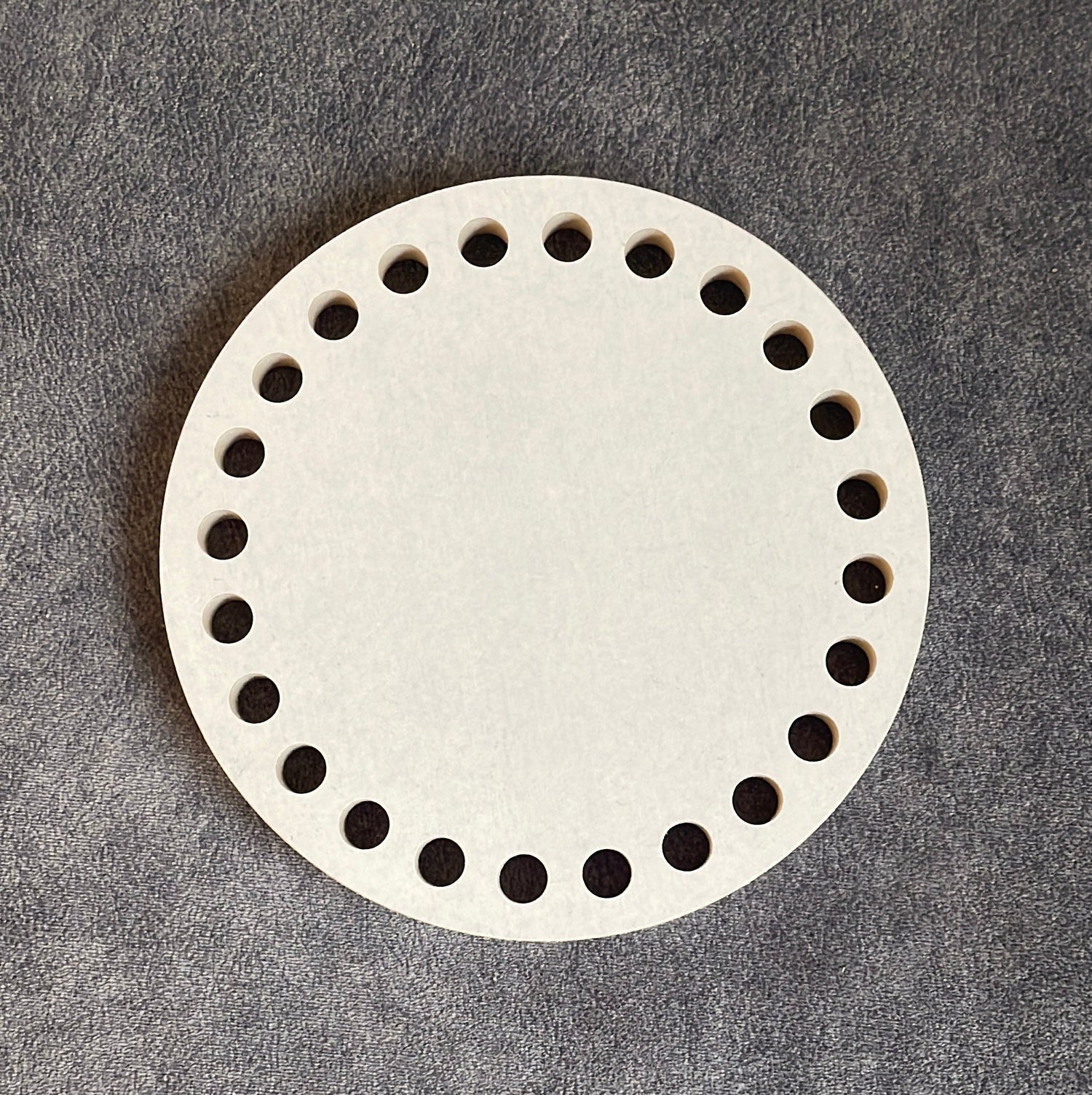 Les Bases en Bois prépercées MDF 8mm