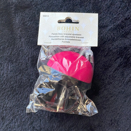 Pelote tissu bracelet ajustable fuschia
